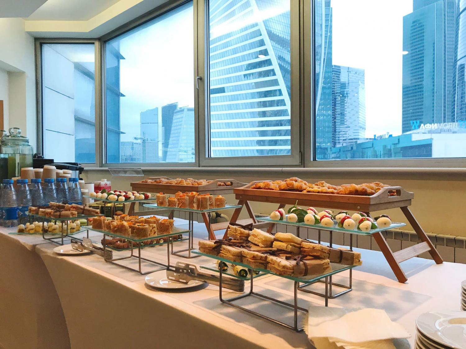 Кейтеринг на коропртивное мероприятие в Москва Сити