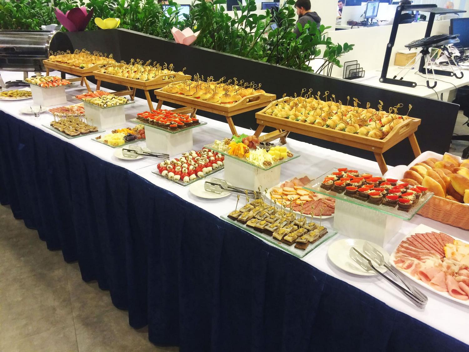 Кейтеринг на коропртивное мероприятие