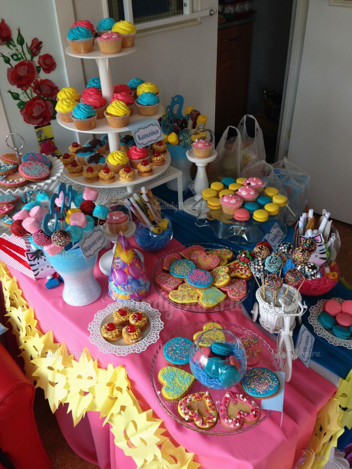 Кэнди бар для детей на детский праздник в стиле Зоопарк