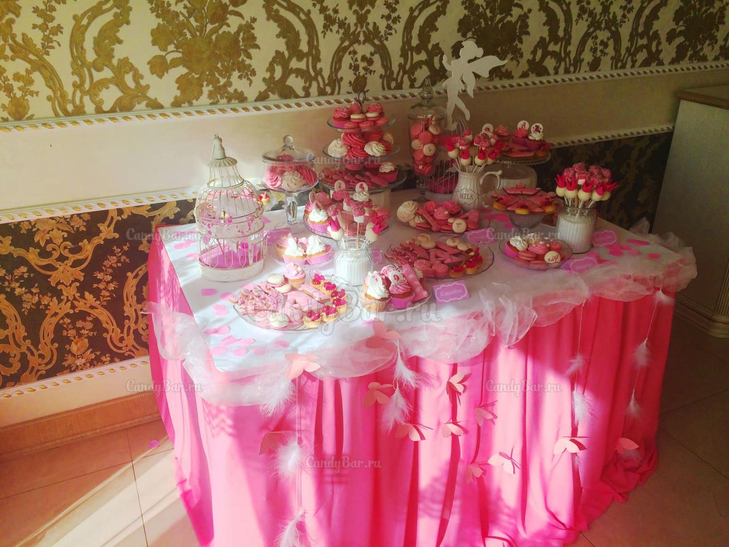 Розовый кэнди бар для девочки на годик