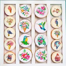 Набор капкейков и макарунов "Эдем"