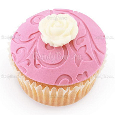 Свадебные капкейки розовые с белой розочкой