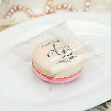 Свадебный макарун в бонбоньерке