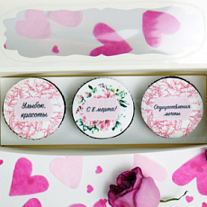 Капкейки мастика с 8 марта 3 шт